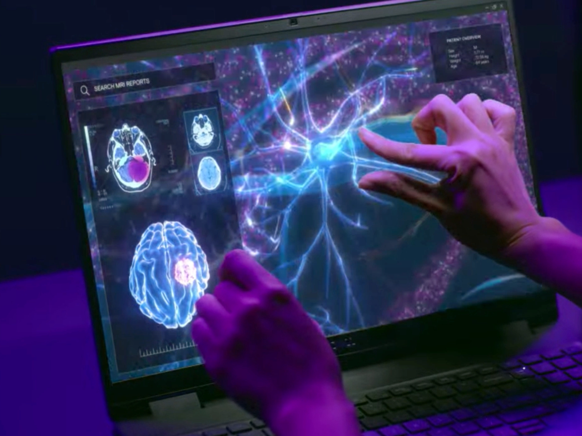 Precision 7000 touchscreen examining brain